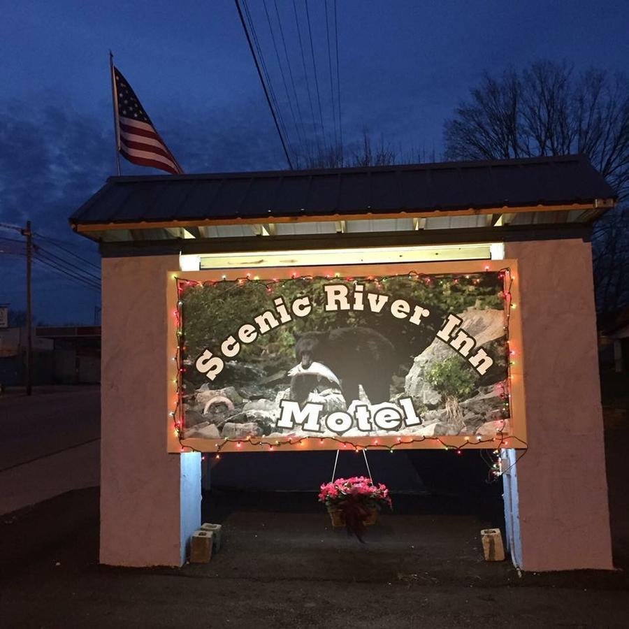 Scenic River Inn Motel Wartburg ภายนอก รูปภาพ