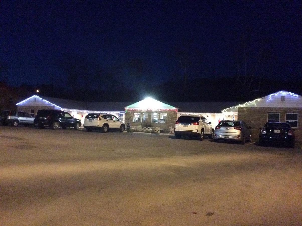 Scenic River Inn Motel Wartburg ภายนอก รูปภาพ